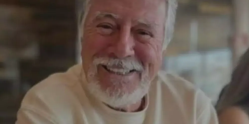 O advogado identificado como Geraldo Magela Baessa Ríspoli, sofreu uma parada cardíaca e morreu no local