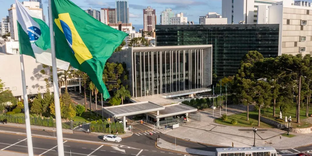 A privatização das escolas públicas também será debatida no encontro