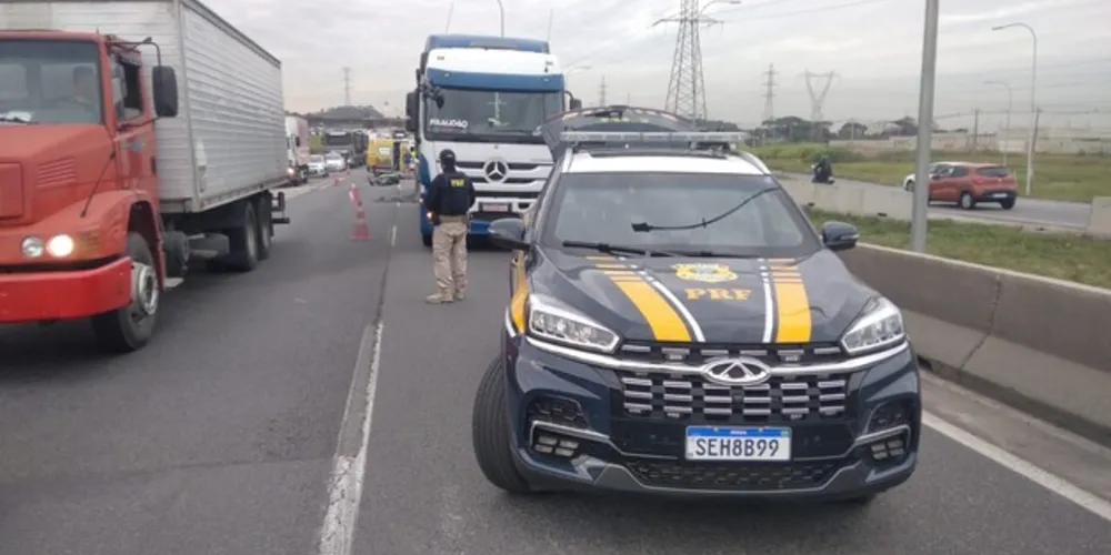 Acidente aconteceu na manhã desta quinta-feira (09)