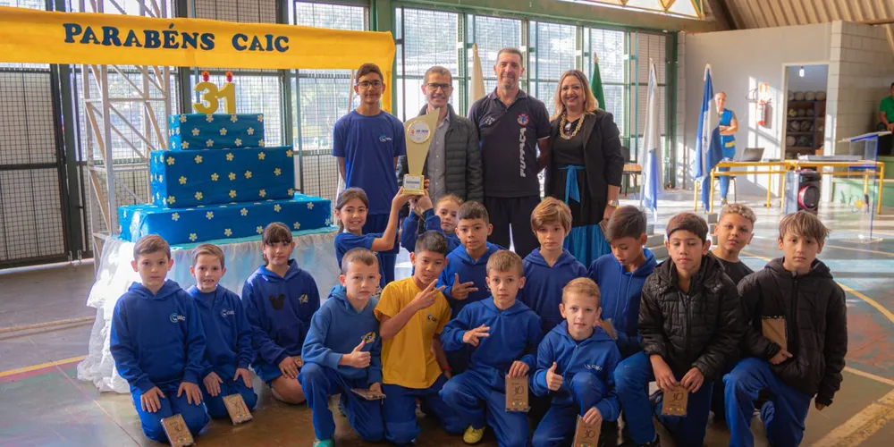 Durante o evento, foi realizada uma homenagem aos atletas que representaram o Caic-UEPG