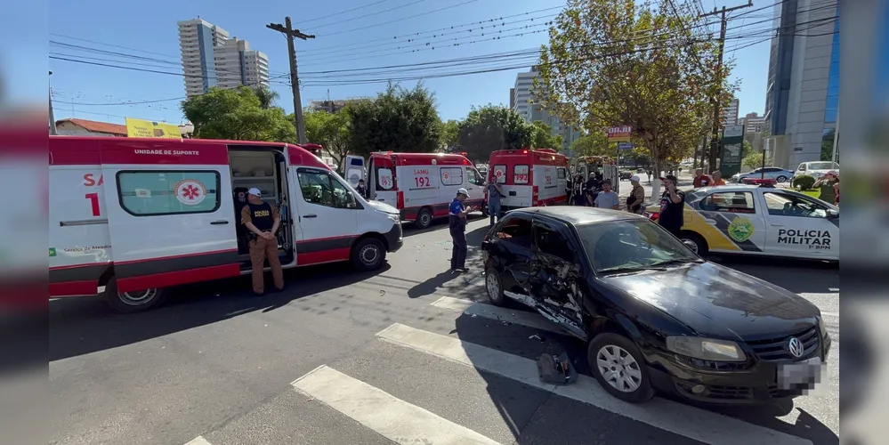 Colisão aconteceu no fim da manhã desta quarta-feira (19)