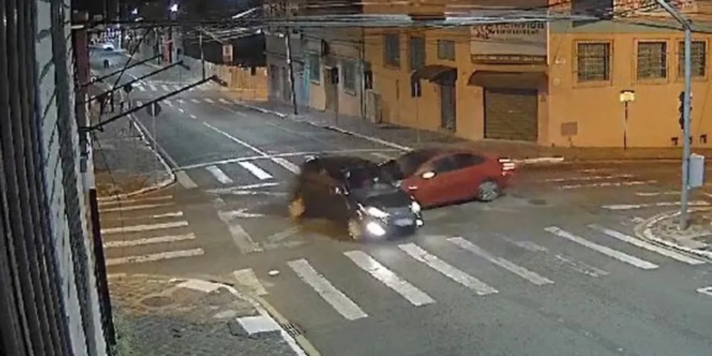 Informações preliminares apontam que o acidente não deixou vítimas