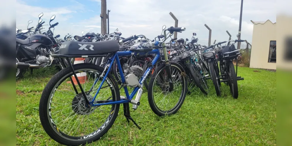 O idoso relatou que as bicicletas motorizadas estavam 'perturbando'