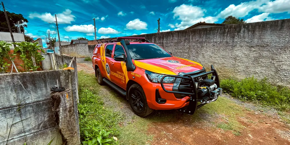 Equipes do Corpo de Bombeiros também foram acionadas para a ocorrência