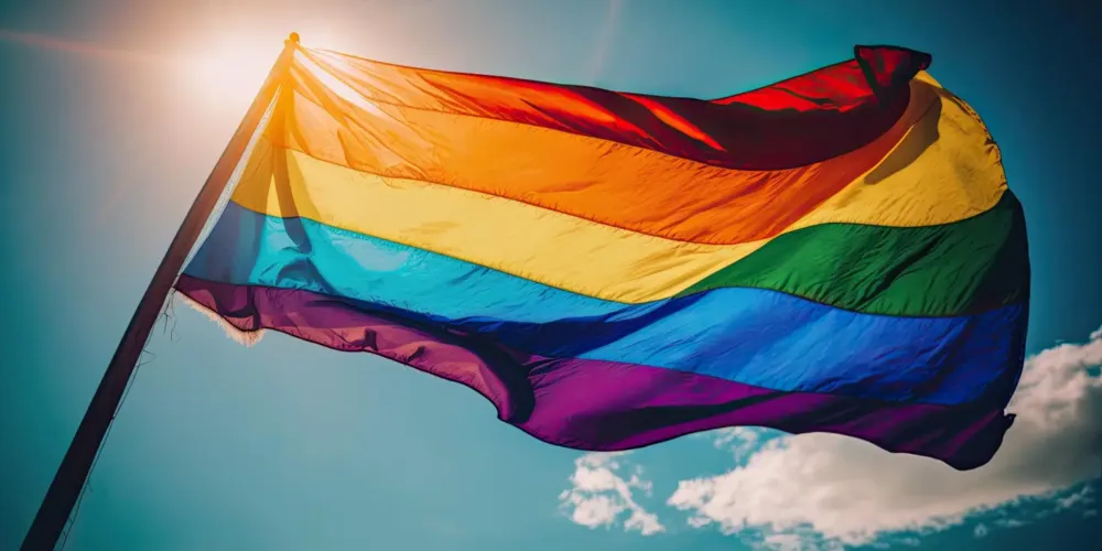 TJ-SP entendeu que, ao gritar xingamentos homofóbicos em público, homem ofendeu toda a coletividade