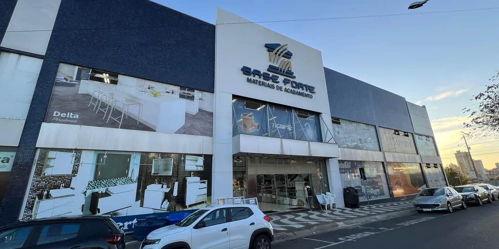 Lojas da Base Forte abrirão nesta sexta-feira em horário especial