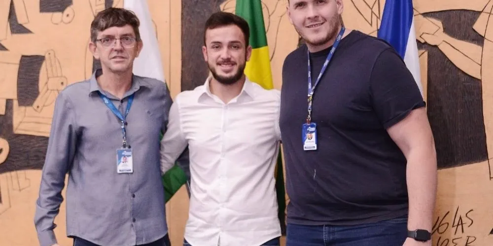 Entre os temas da conversa, Chociai propôs uma estabilidade da relação institucional