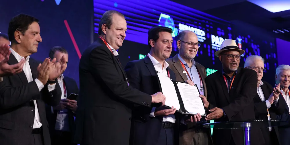 Ratinho Jr. destacou a importância de o Paraná ser um estado promotor dos avanços tecnológicos e a relevância da formação da força de trabalho para a área