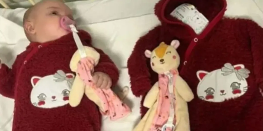 A avó delas estava no barco quando ele virou e não soube determinar o número de outras pessoas presentes na embarcação