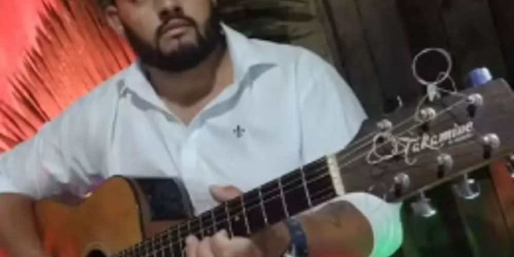 Guilherme havia assinado seu primeiro contrato com uma gravadora profissional