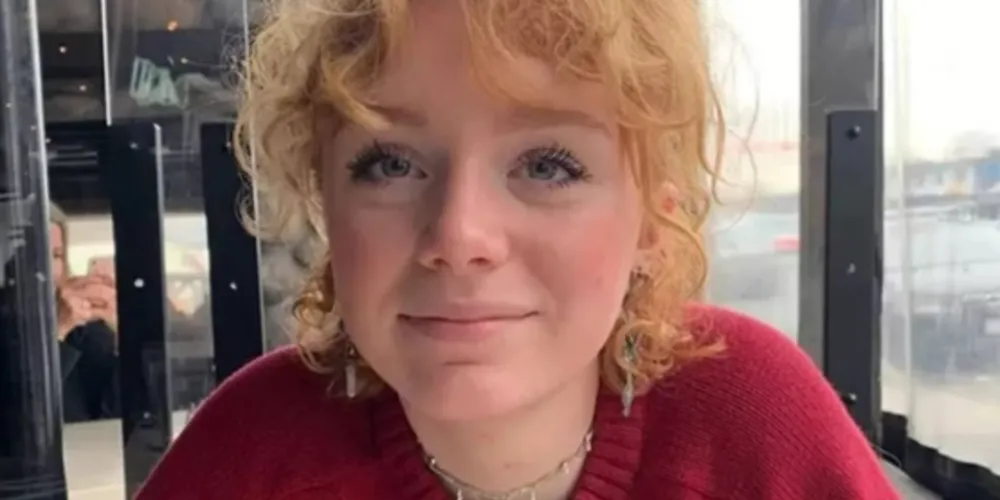 Atriz de 19 anos foi internada no último dia 11