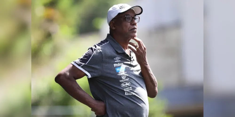 Serginho Chulapa, ex-jogador do Santos e Seleção Brasileira, sofre acidente e é internado