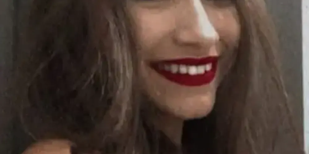 Isis, de 17 anos, está desaparecida