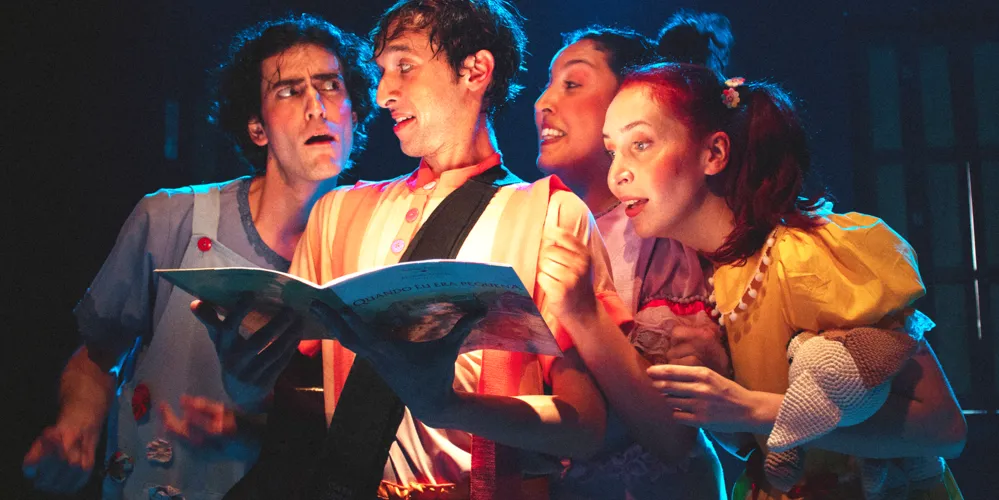 Carmela, Caramelo e Remela é baseada no livro “Quando eu era Pequena” da poetisa Adélia Prado.