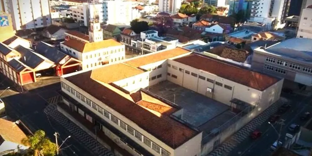 Colégio Estadual Senador Correia foi o que mais recebeu recursos