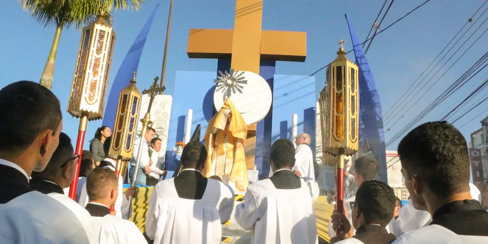 A procissão começa às 14h30, em frente ao Asilo São Vicente