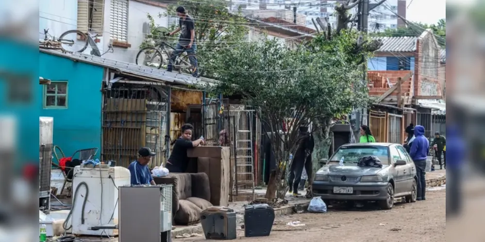 Operação de limpeza já recolheu 910 toneladas de lixo, desde 6 de maio