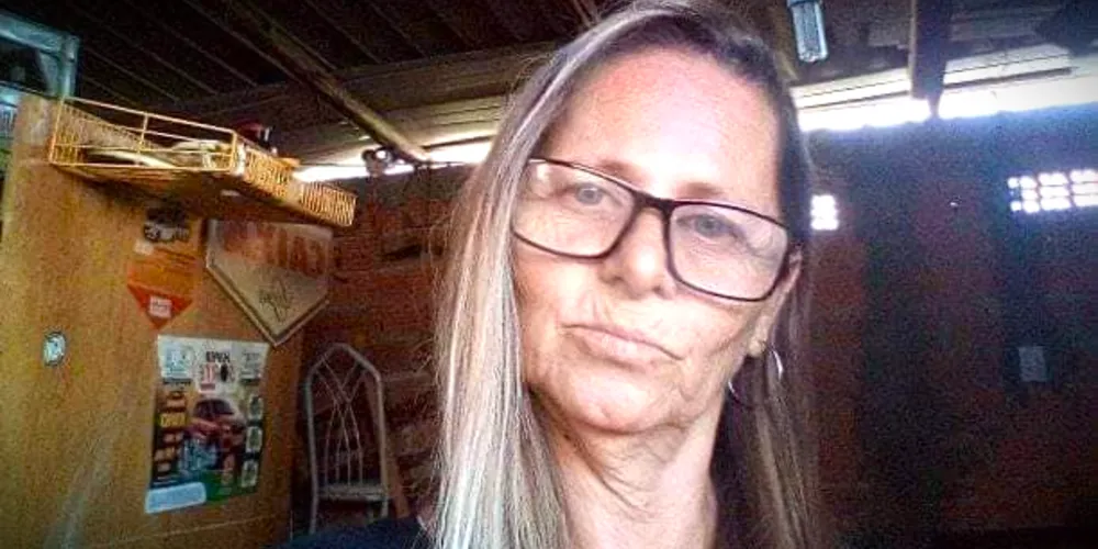 Vítima foi identificada como Denise Fabick, de 57 anos