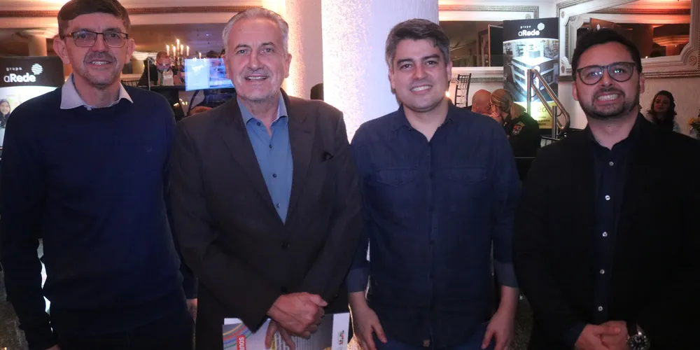 Evento reúne lideranças políticas, parceiros comerciais e assinantes