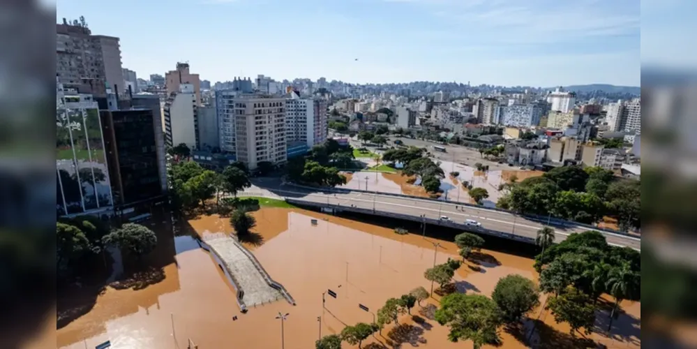 Até hoje, 1.044 escolas de 248 municípios foram afetadas e mais de 362 mil estudantes estão impactados