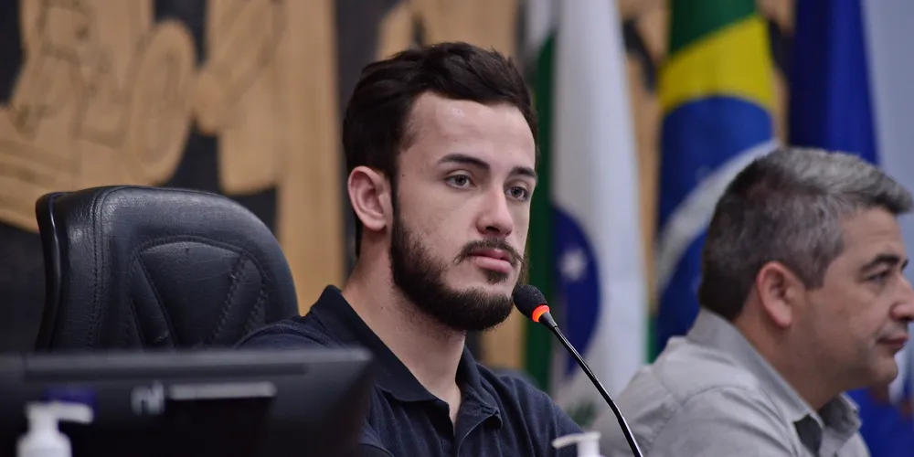 O pedido da homenagem foi realizado pelo presidente da Câmara, o vereador Filipe Chociai (PSD)