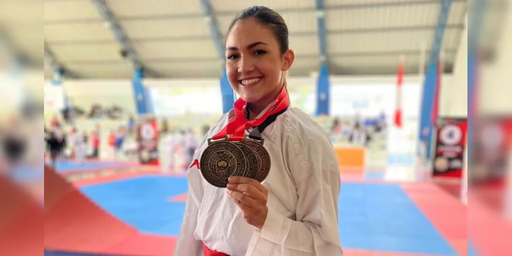 Brenda conquistou duas medalhas de ouro