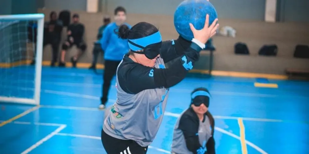 O local ofertará as modalidades de goalball, tênis de mesa, atletismo e badminton