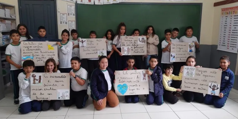 Cartazes representaram, na prática, conteúdos estudados em sala