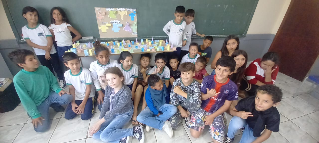 Proposta contou com diversificados momentos em sala de aula