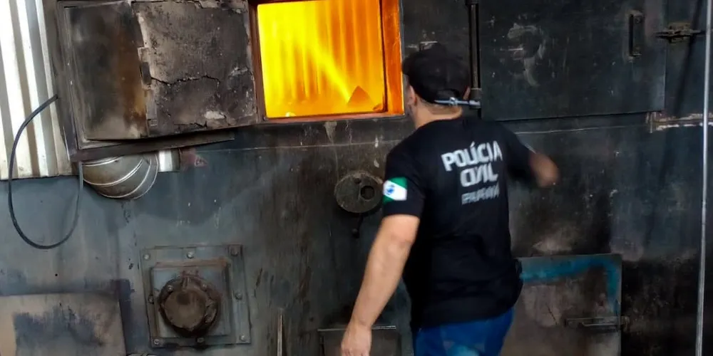 Incineração aconteceu em uma empresa do município