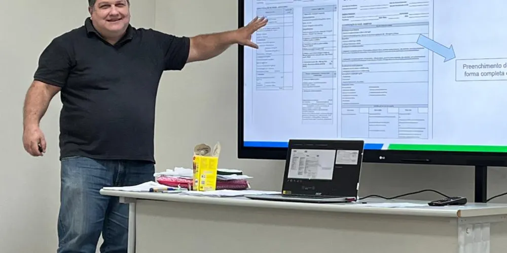 A equipe multidisciplinar da Linha de Cuidado ao Hipertenso e Diabético do CimSaúde abordou diversos temas