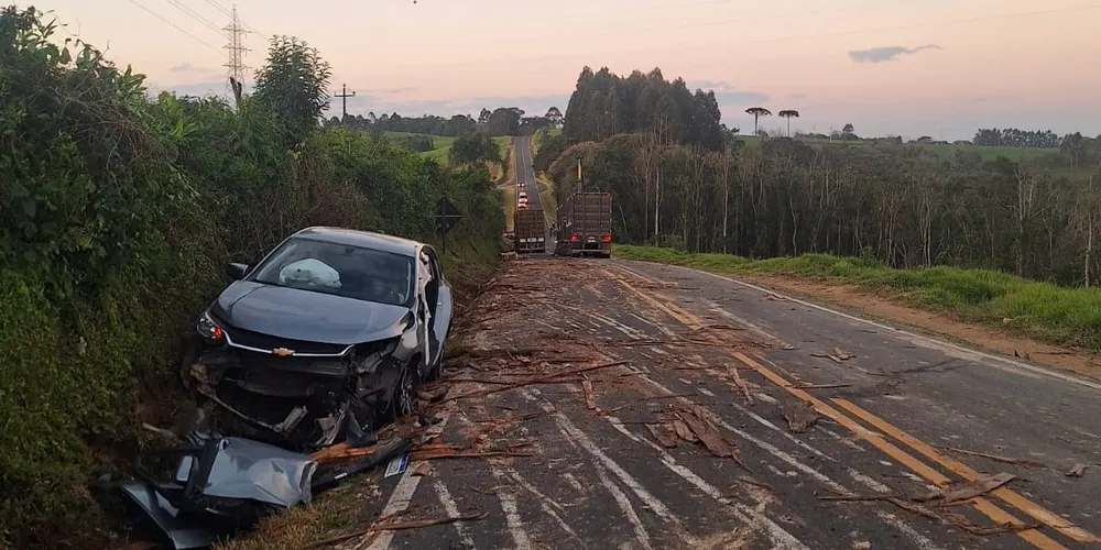 Acidente aconteceu na PR-364, em Irati, nos Campos Gerais
