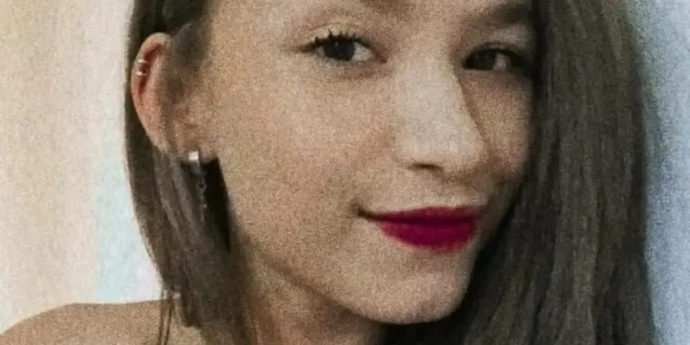 Ísis Victoria Mizerski tem 17 anos e está desaparecida