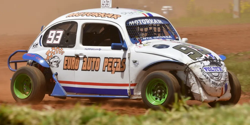 Evento acontece no ‘Autódromo Vila Velha Automovel Clube’ de Ponta Grossa