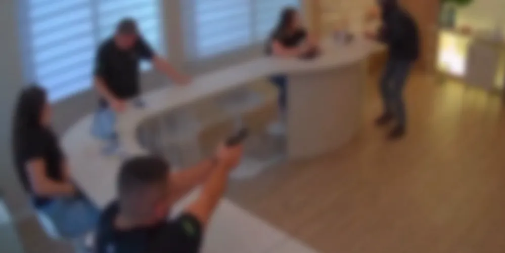 Homem levou seis tiros em tentativa de assalto