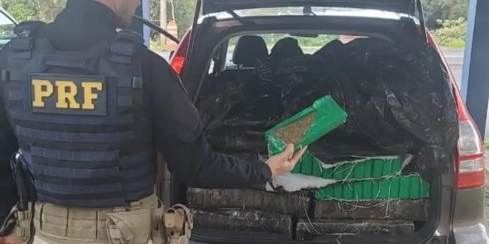 Maconha estava no porta-malas do veículo