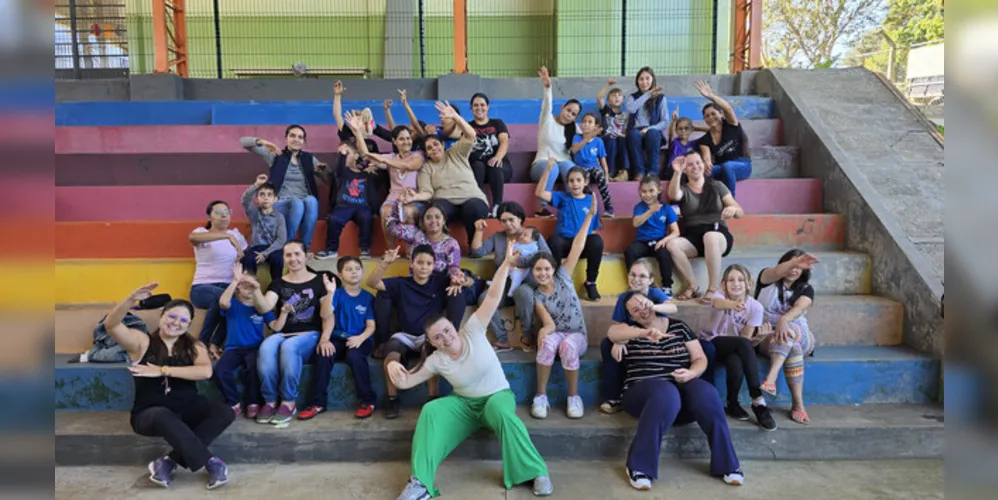 Inédito em Ponta Grossa, o projeto é uma iniciativa de Eziquiel Ramos, fundador da Diálogos Culturais, de unir áreas multidisciplinares para a construção de conexões sensoriais.