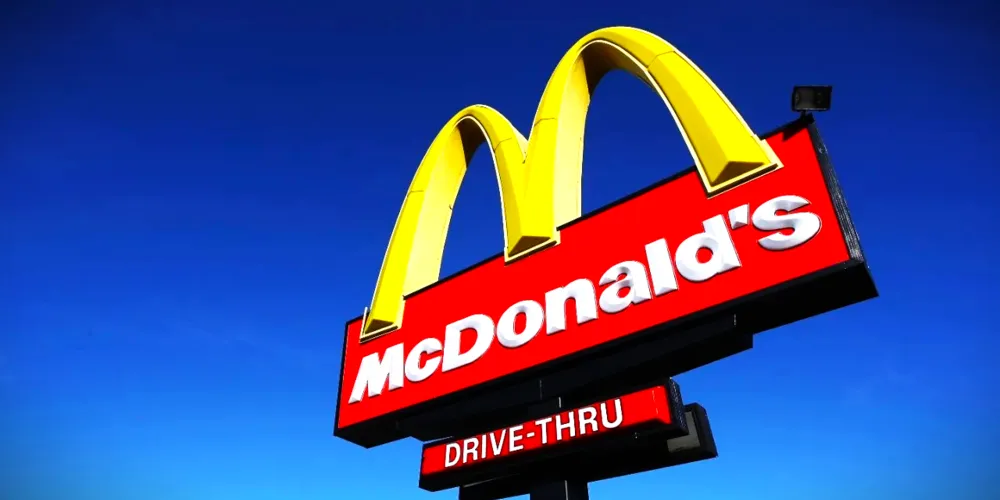 McDonald's também está presente num shopping de Ponta Grossa e na avenida Bonifácio Vilela