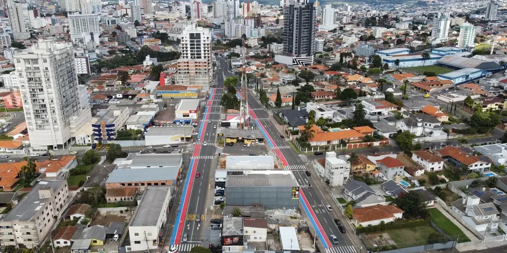 A nova pintura não representa apenas incremento estético, mas de segurança para ciclistas e pedestres