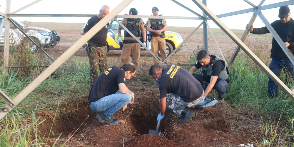 Equipes da Polícia Científica foram acionadas para a ocorrência