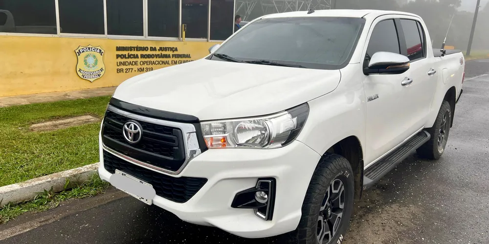 Toyota Hilux tinha placa de Parauapebas (PA)