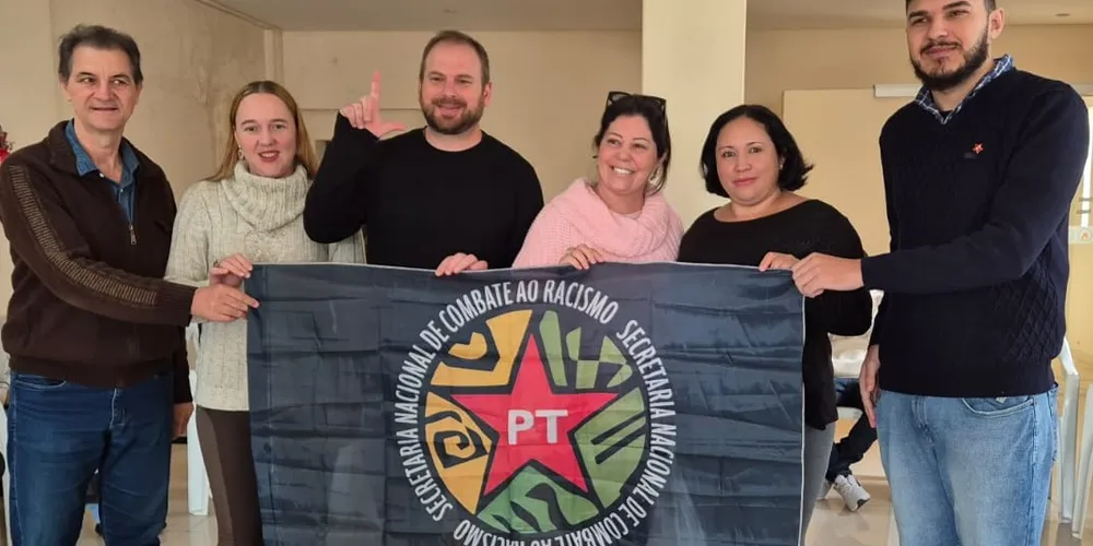 Pré-candidatos foram aclamados no último sábado (25)