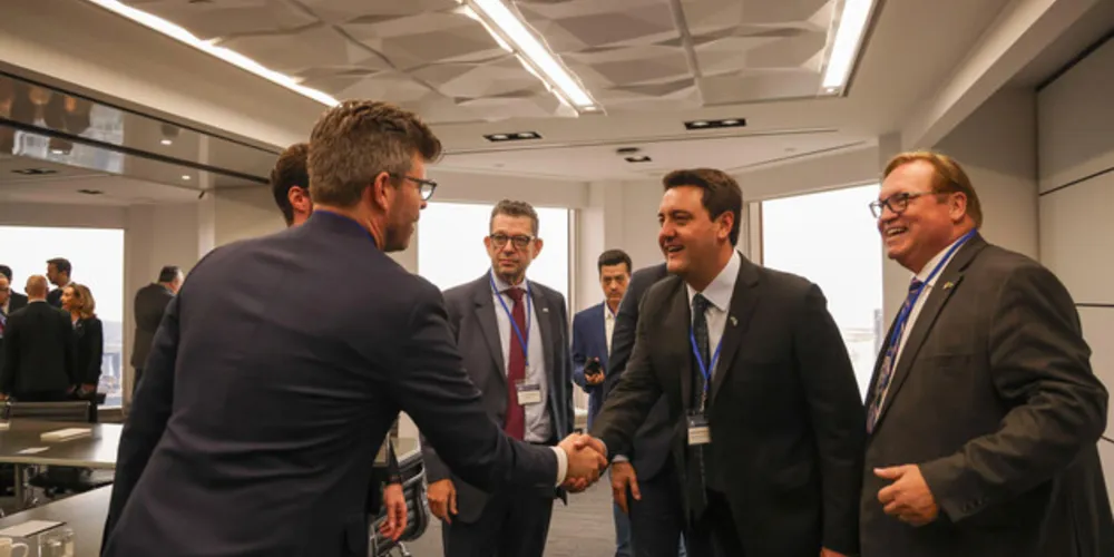 O encontro com representantes de fundos de pensão e empresários canadenses teve como objetivo apresentar os projetos de infraestrutura do Paraná