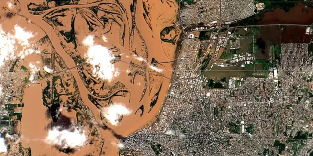 O total de desalojados pelas enchentes chega a quase 540 mil (538.545) pessoas