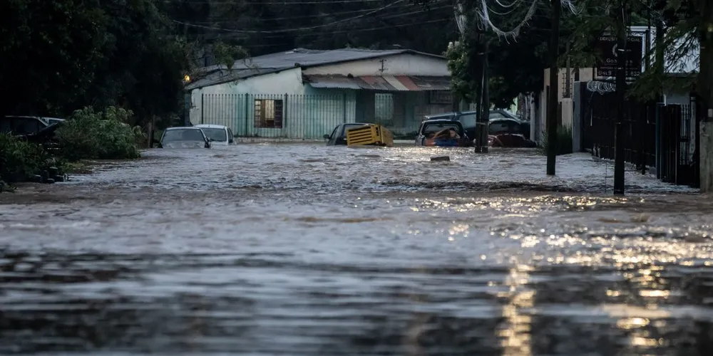 Mais de 2 milhões de pessoas foram afetadas pelas enchentes no Rio Grande do Sul