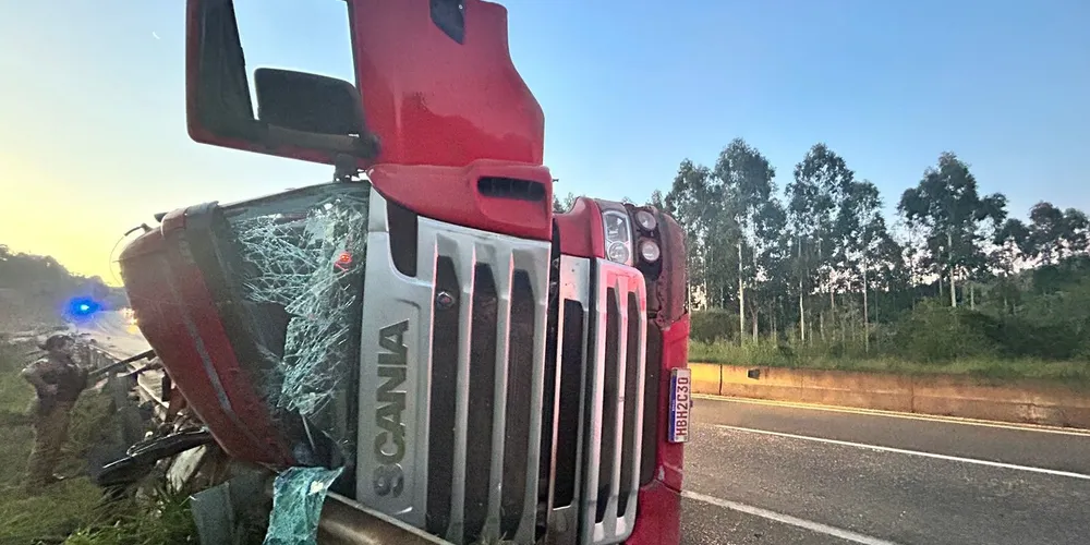 Acidente aconteceu na tarde desse domingo (09)