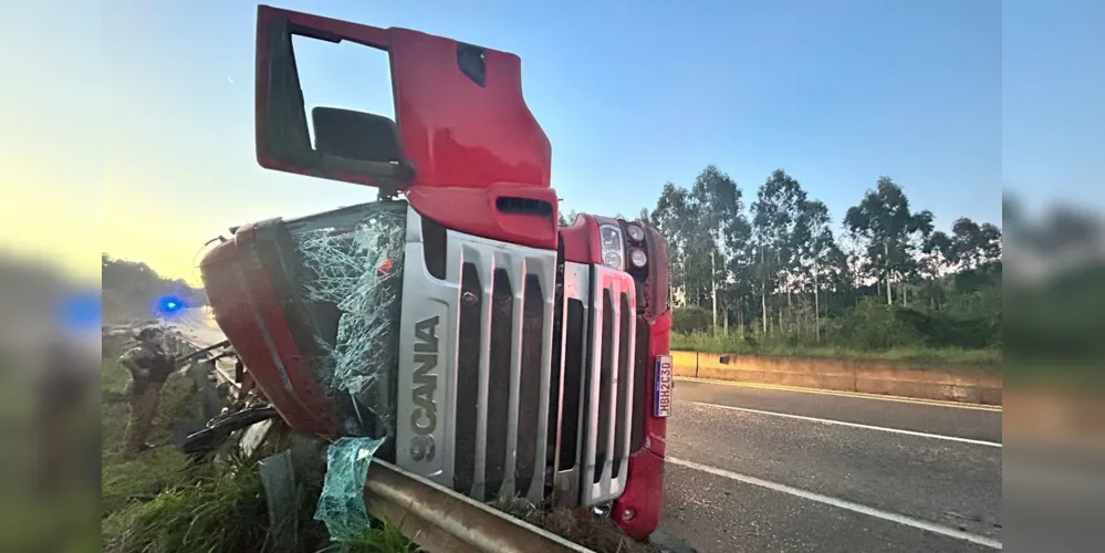 Acidente aconteceu na tarde desse domingo (09)