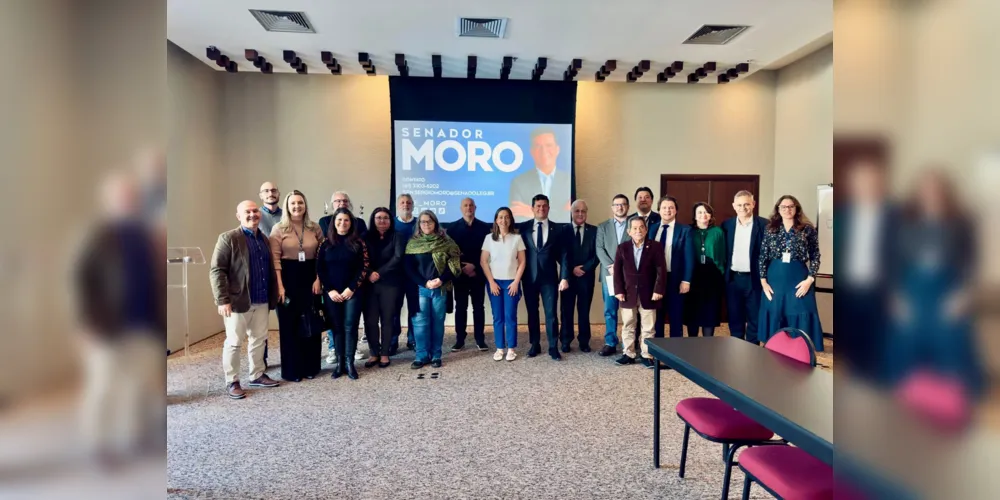 Encontro entre lideranças políticas ocorreu em Curitiba