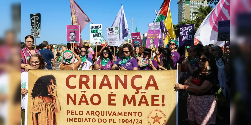 Em protesto, houve críticas ao presidente da Câmara dos Deputados, Arthur Lira (PP-AL)