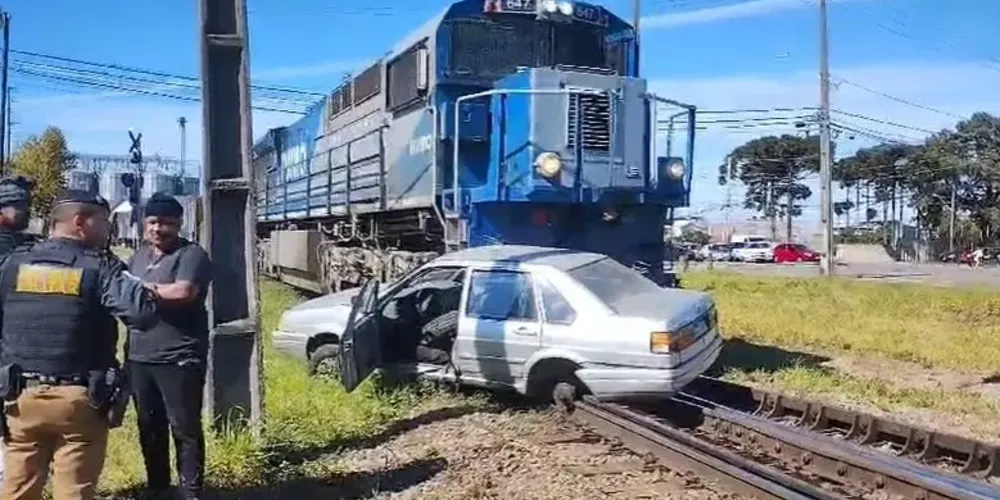 Acidente aconteceu em Pinhais, na Região Metropolitana de Curitiba